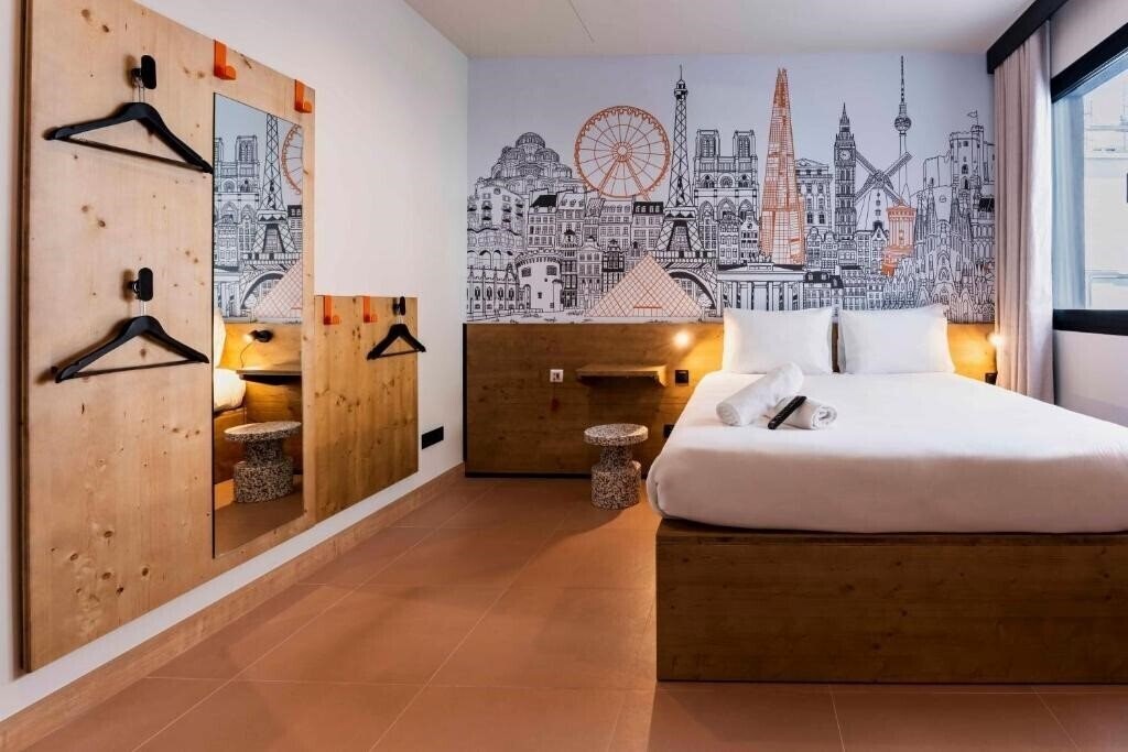 Zdjęcie Easyhotel Madrid Alcala 2*