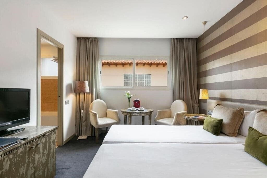 Фото Globales Acis & Galatea Hotel 3*