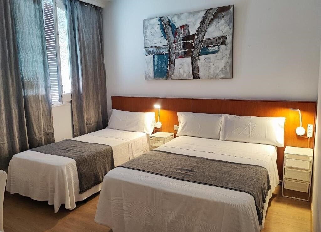 Zdjęcie Hostal Cervantes 2*
