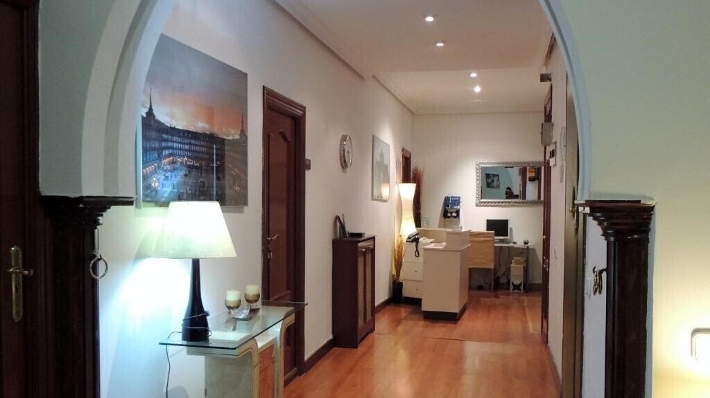 Zdjęcie Hostal Cervantes 2*