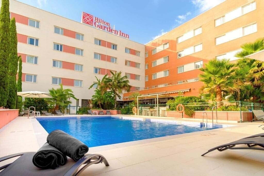Готель Hilton Garden Inn Malaga 4*