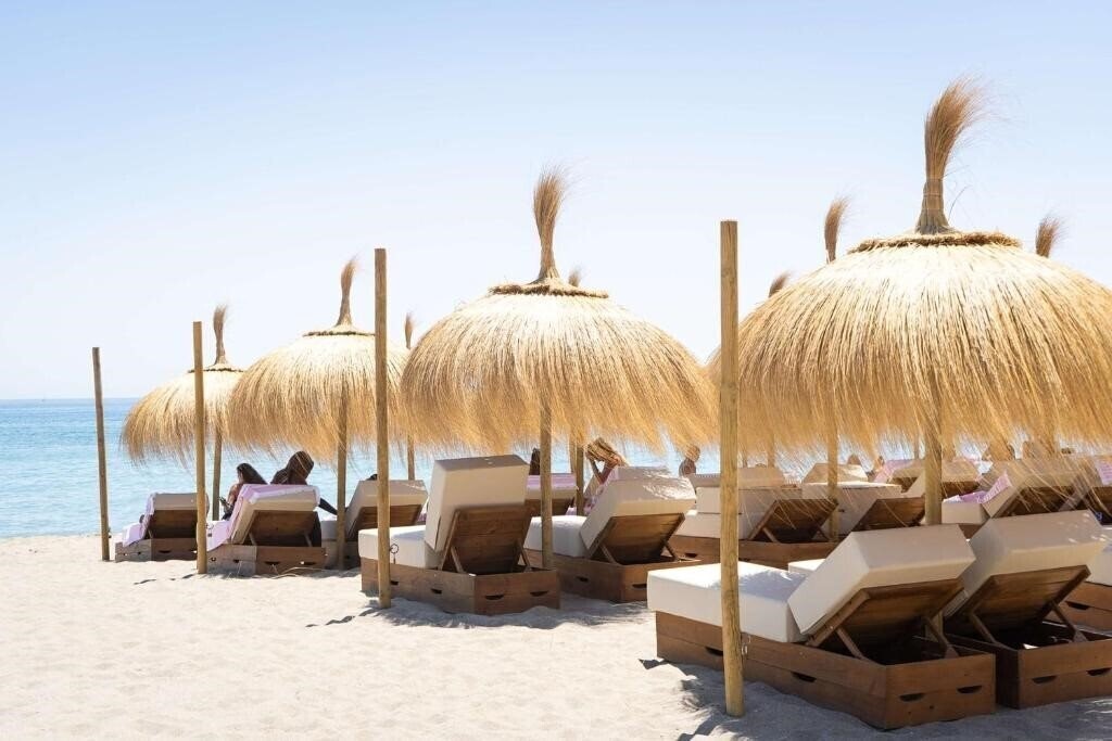 Фотографія Higueron Malaga, Curio Collection by Hilton 4*