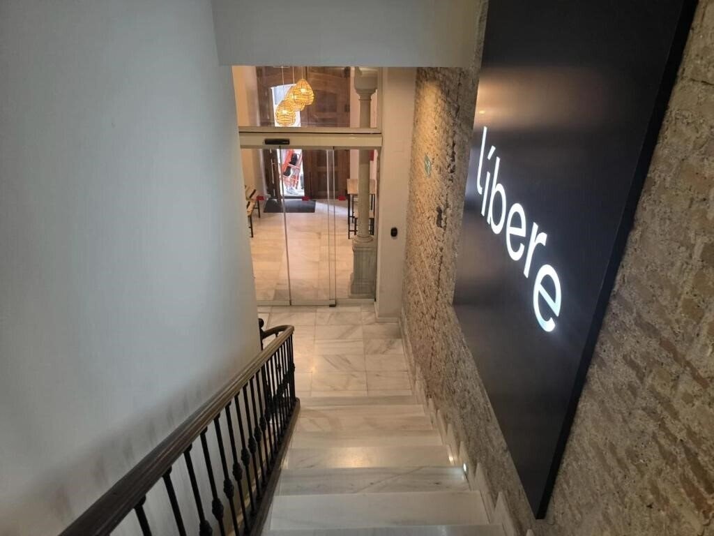 Zdjęcie Apartamentos Libere Malaga Teatro Romano 4*