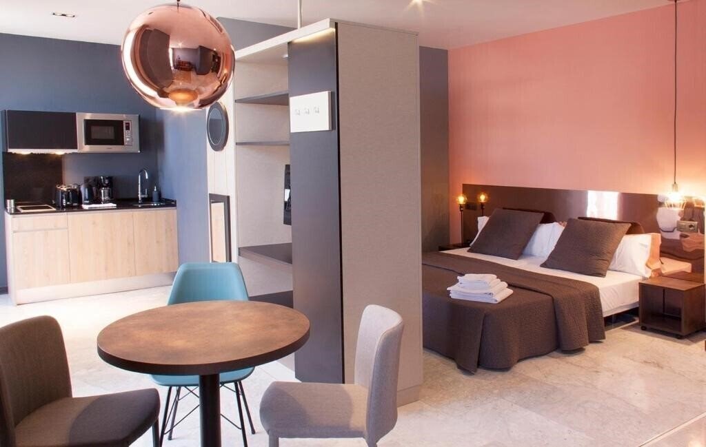 Zdjęcia Apartamentos NONO by Charming Stay 3*