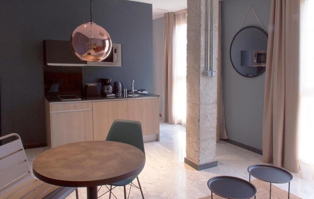 Zdjęcie Apartamentos NONO by Charming Stay 3*