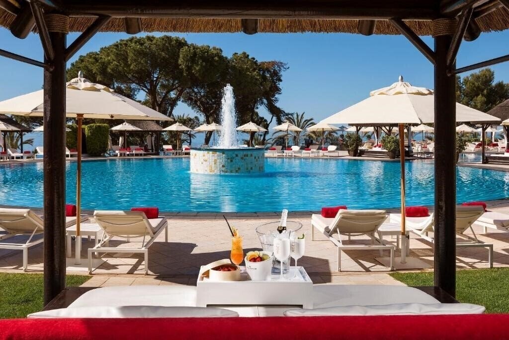 Фотографія Gran Melia Don Pepe 5*