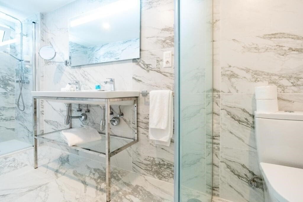 Фотография Hl Rondo Hotel 4*