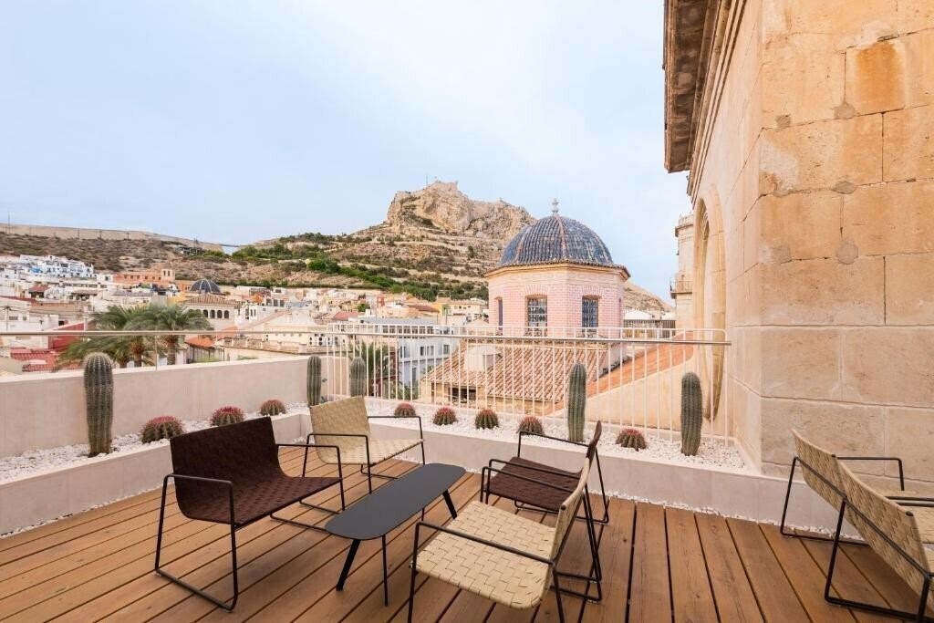 Hotel Eurostars Portico Alicante 5*