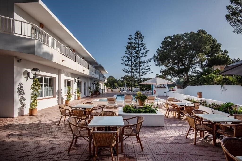 Hotel Es Pi Hostal 2*