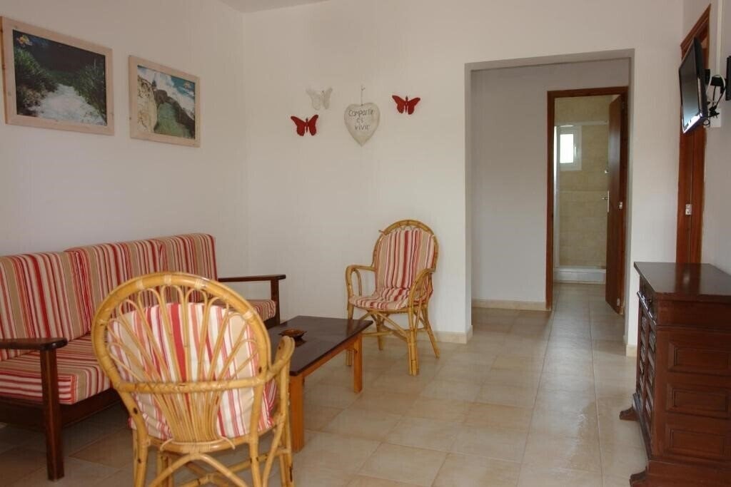 Zdjęcie Escandell Formentera Vacaciones Apartamentos 3*