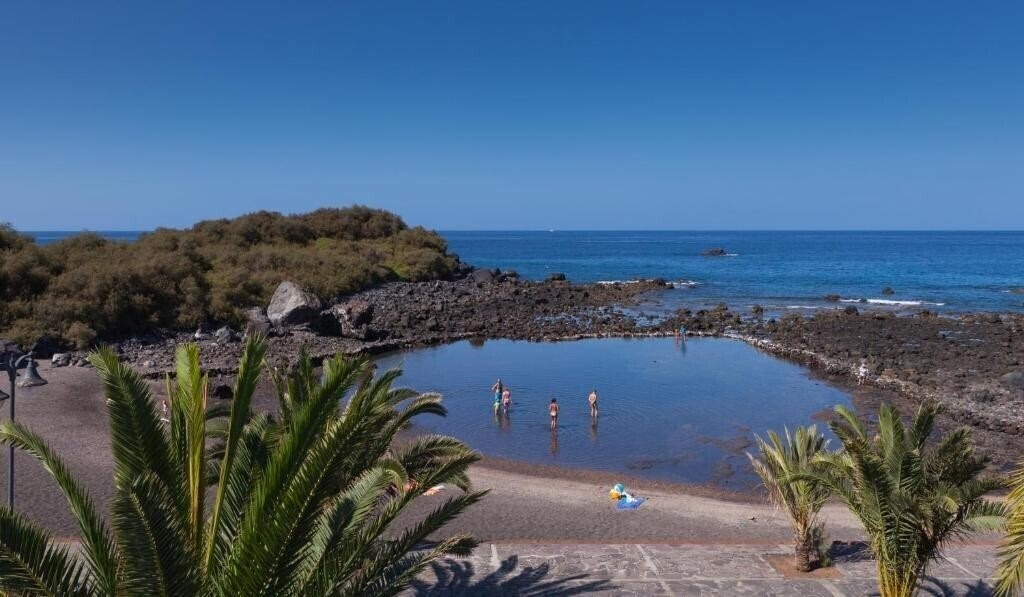Zdjęcia Charco del Conde Apartamentos 2*