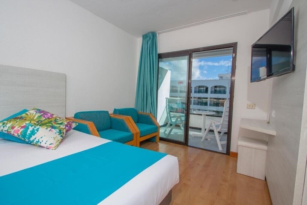 Фото Green Field Aparthotel 3*