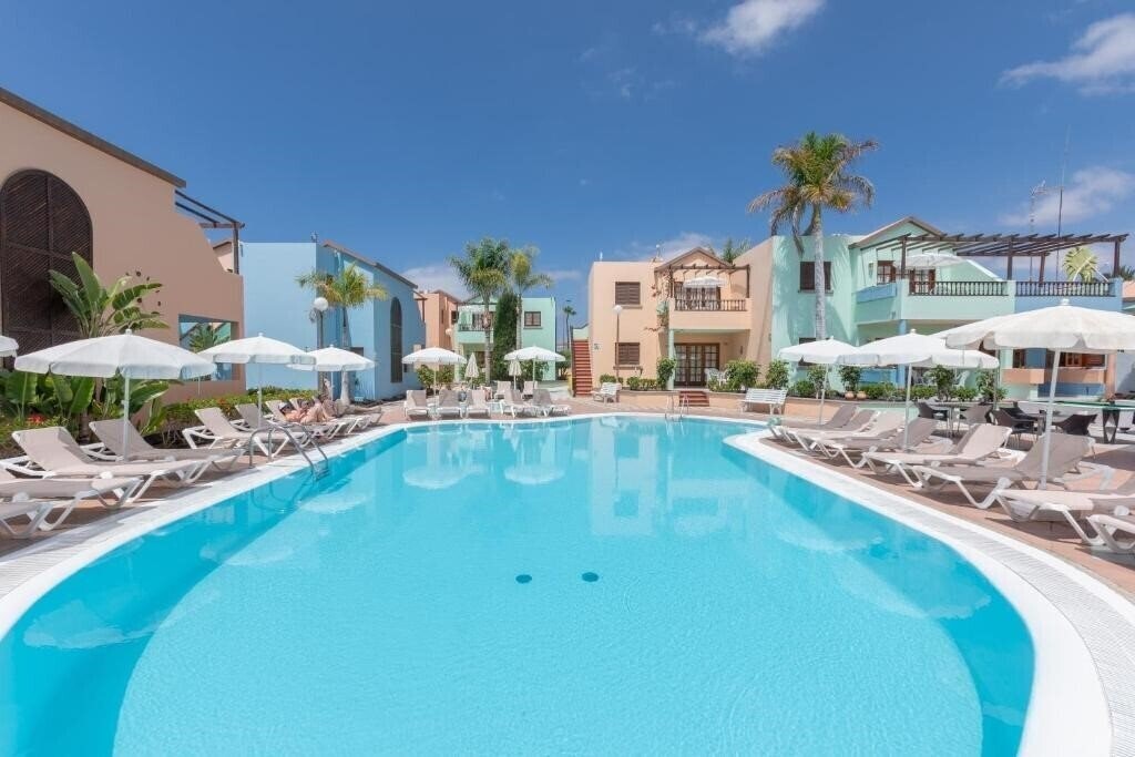 Hotel Club Vista Serena 3*