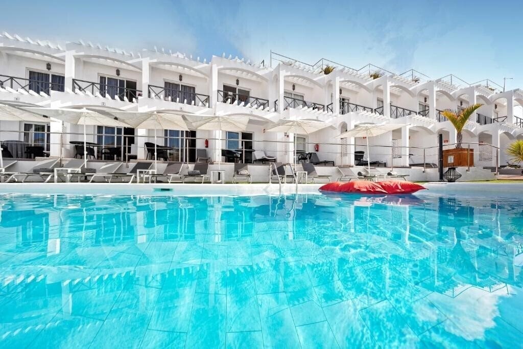 Готель Gay Resort Vista Bonita 3*