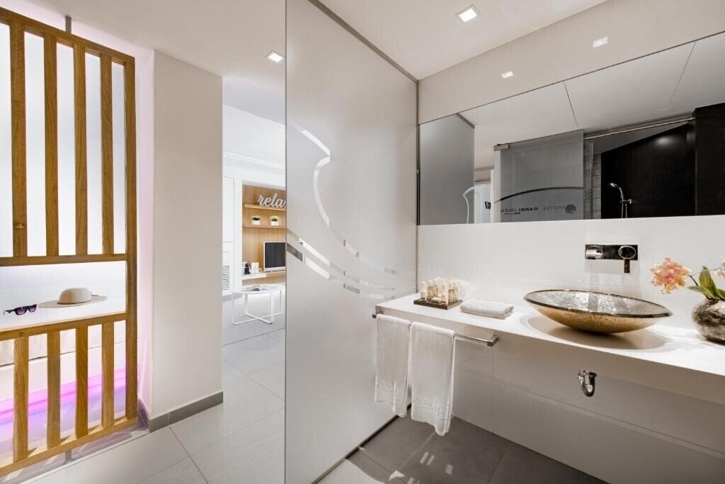 Фото Garbi Ibiza & Spa 4*