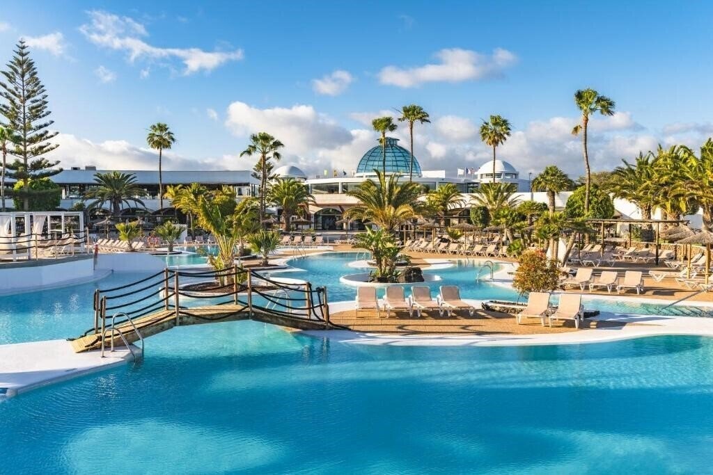 Готель Elba Lanzarote Royal Village Resort 4*
