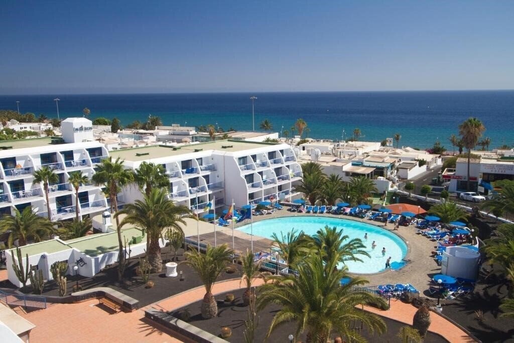 Hotel Ereza Apartamentos Los Hibiscos 2*
