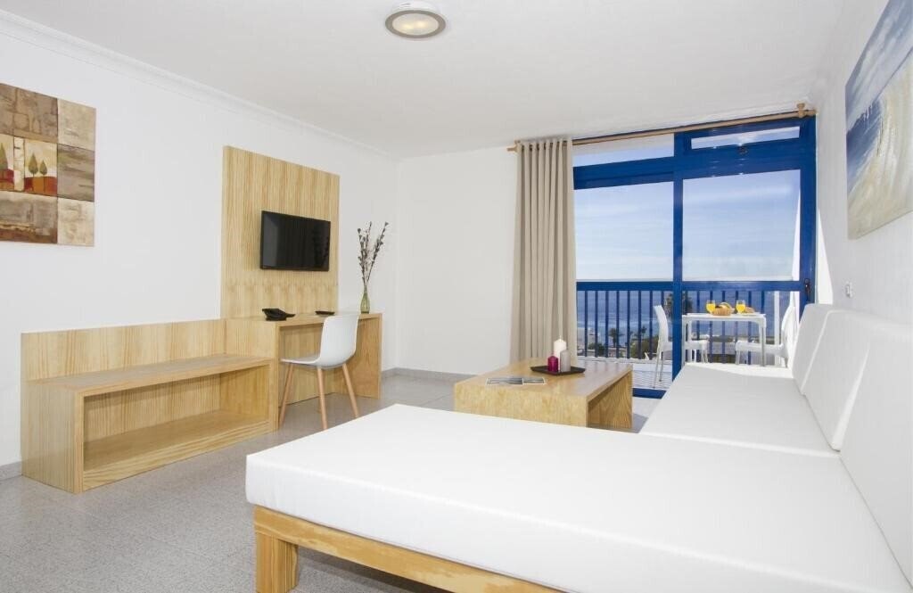 Zdjęcie Ereza Apartamentos Los Hibiscos 2*