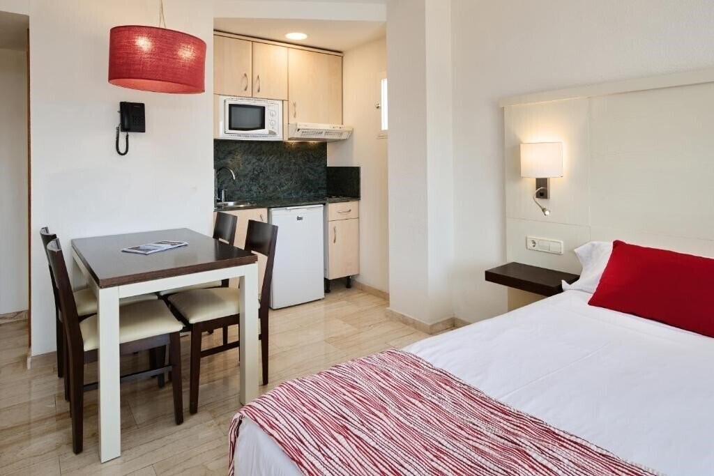Картинка Grupotel Alcudia Suite 4*
