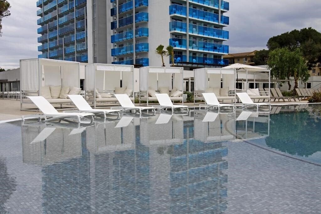 Hotel Design Hotel Tonga & Suites Tower 4*