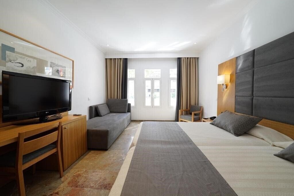 Zdjęcie Hotel Armadams 4*