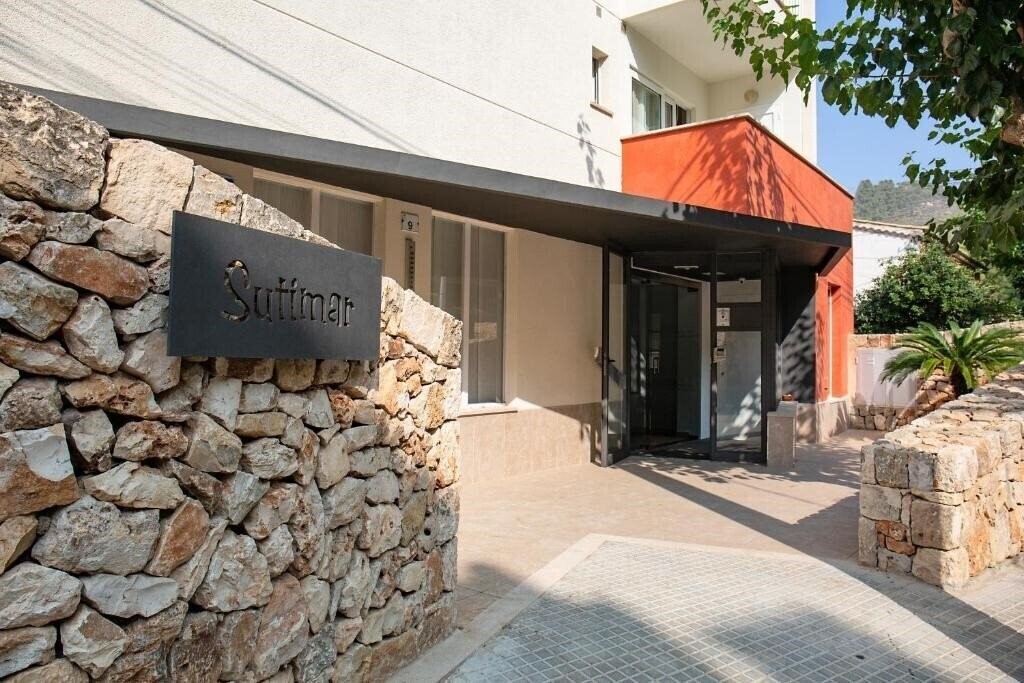 Hotel Hostal Residencia Sutimar 3*