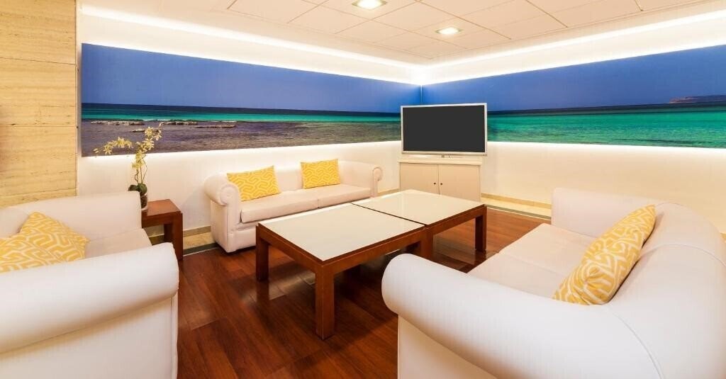 Картинка Globales Pionero / Globales Santa Ponsa Park 4*