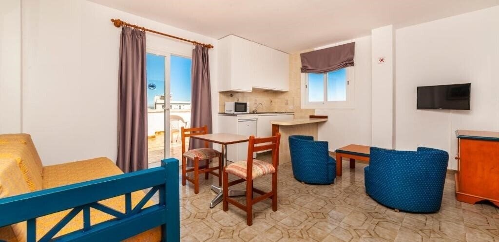 Zdjęcie Charly'S 1*