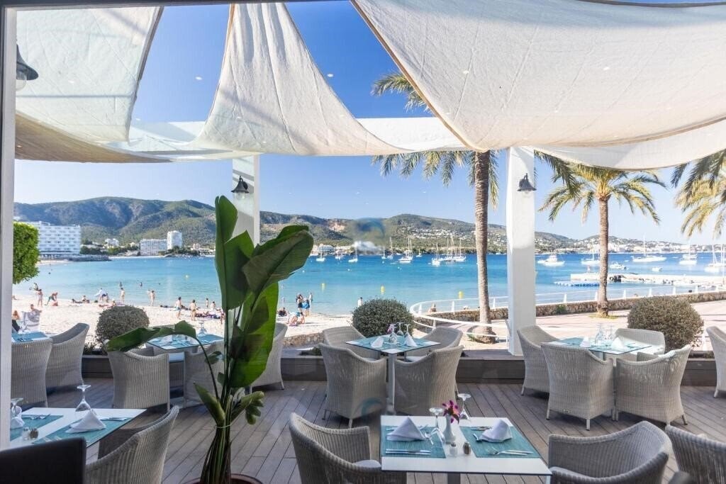 Изображение Comodoro 4*