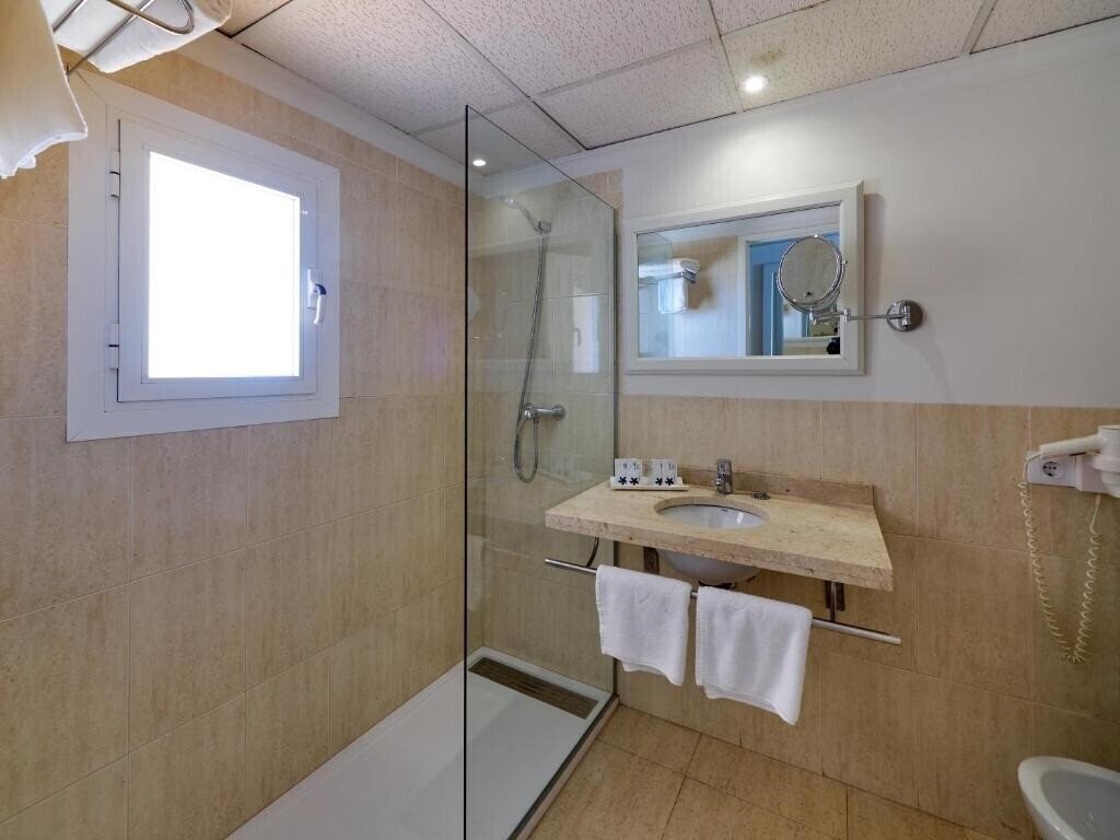 Zdjęcia Oleander 3*