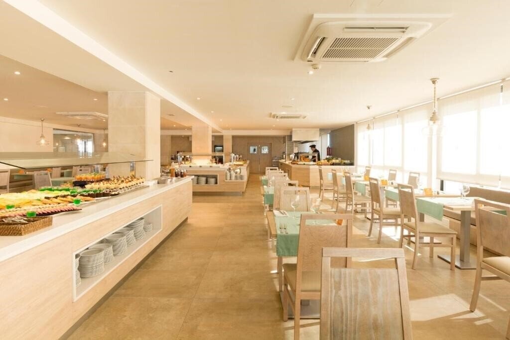 Zdjęcie HSM Regana 4*