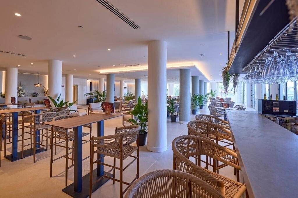 Зображення Universal Hotel Romantica 3*