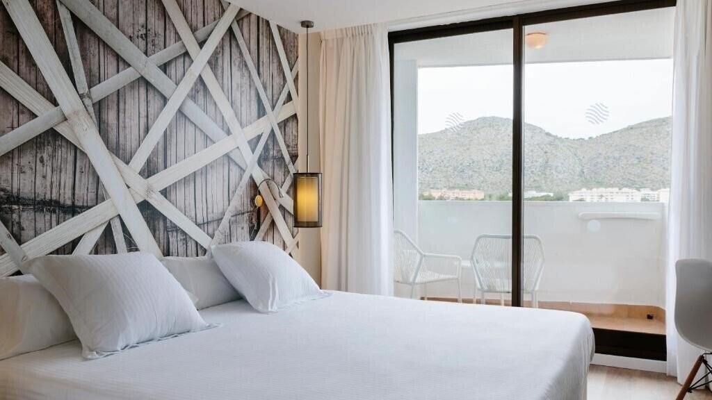 Hotel Aluasoul Alcudia 4*