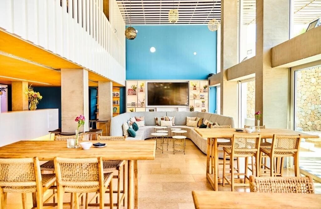 Картинка Od Port Portals 4*