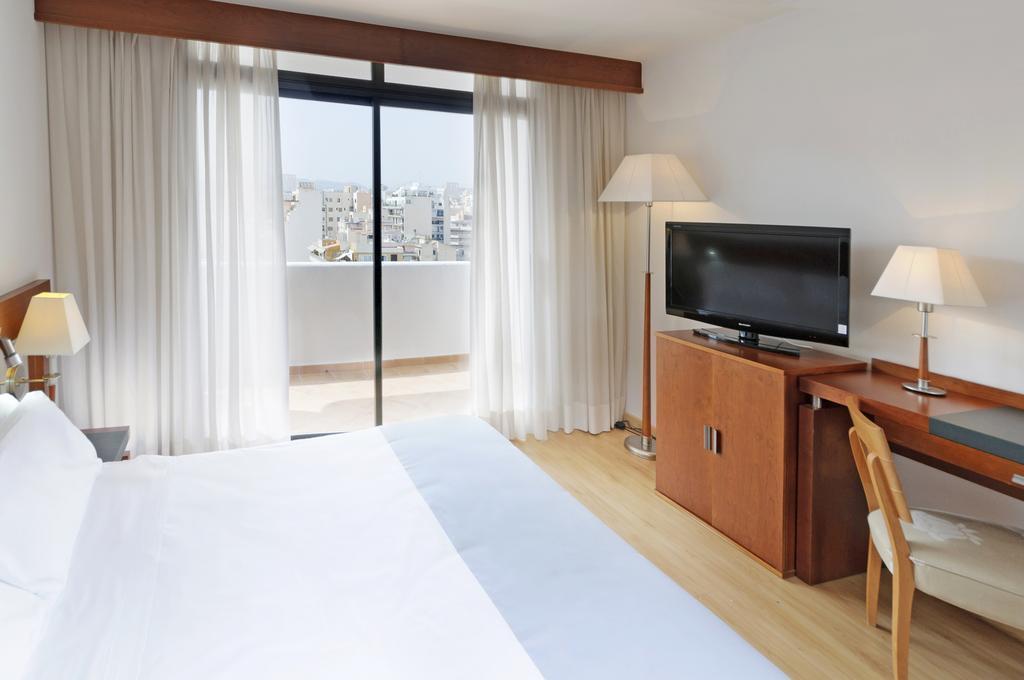 Картинка Tryp Bellver 4*