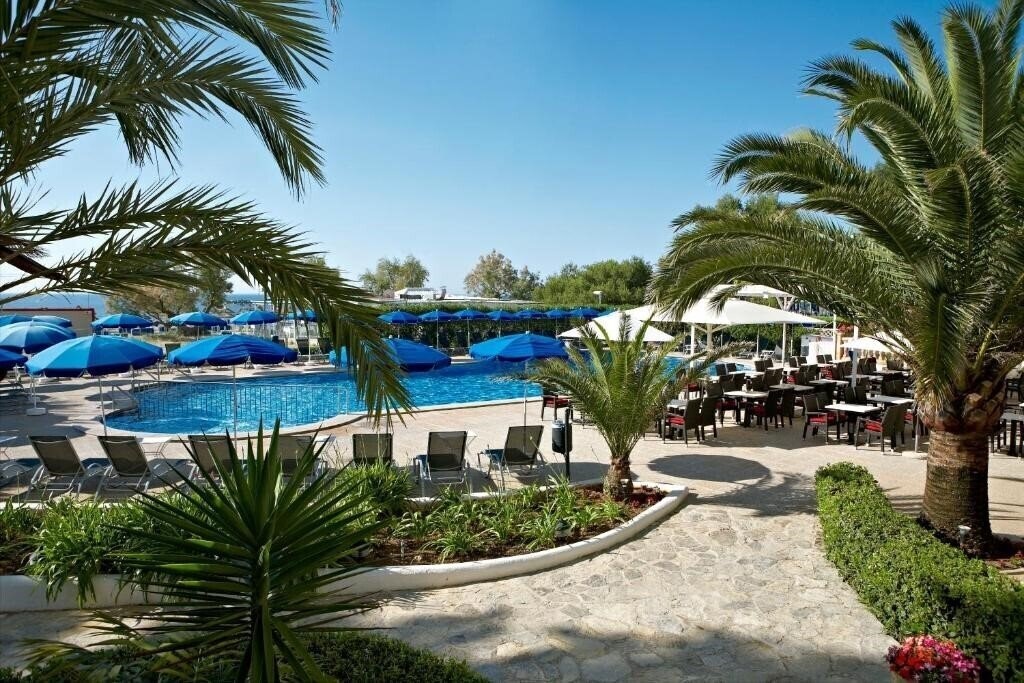 Hotel Universal Castell Royal 4*