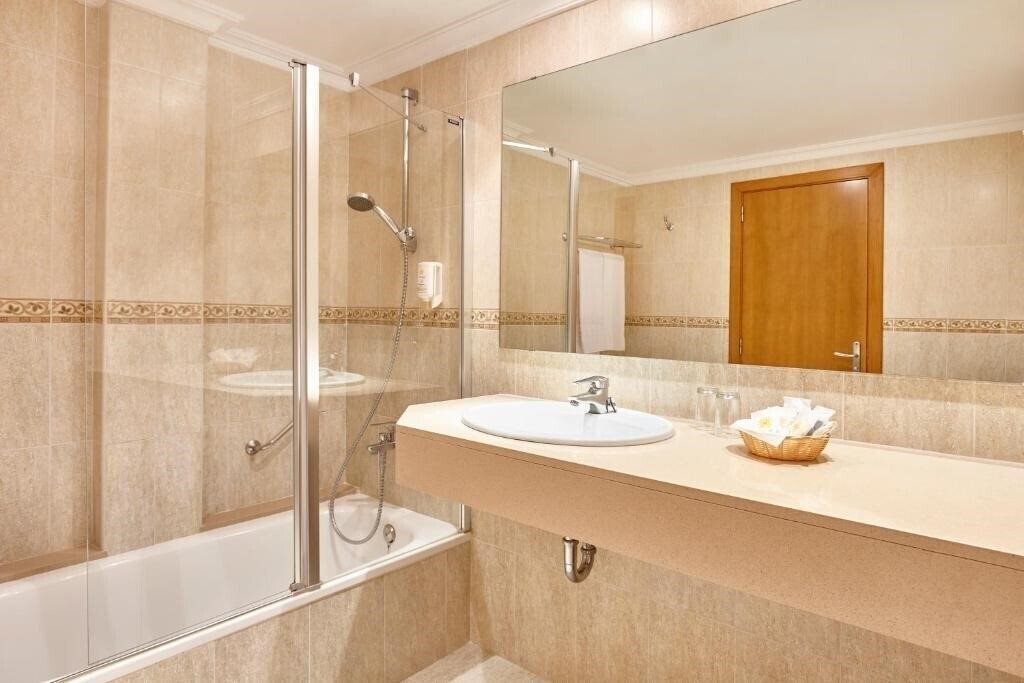 Zdjęcie Universal Castell Royal 4*