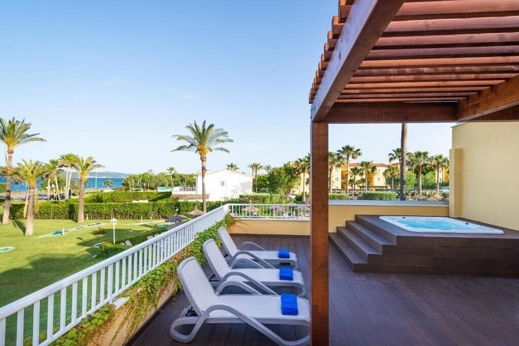Zdjęcie Club Del Sol Aparthotel 4*