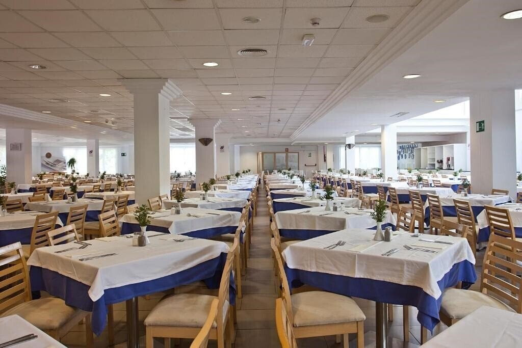 Zdjęcie Hyb Eurocalas 4*