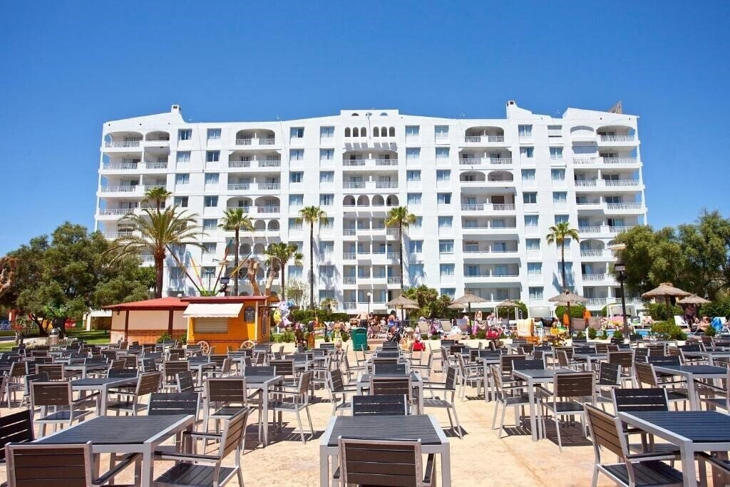 Zdjęcie Hyb Eurocalas 4*