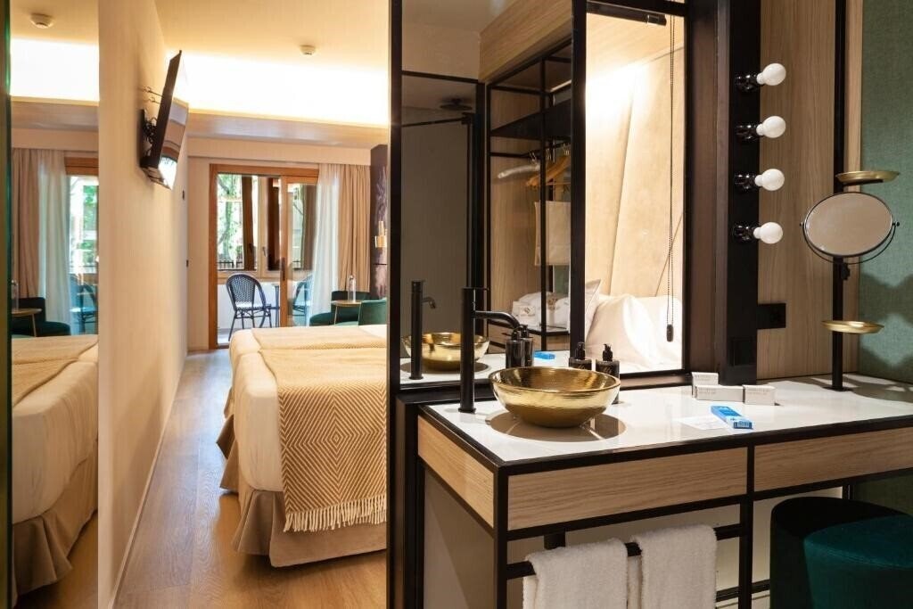 Zdjęcie Nivia Born Boutique Hotel 4*