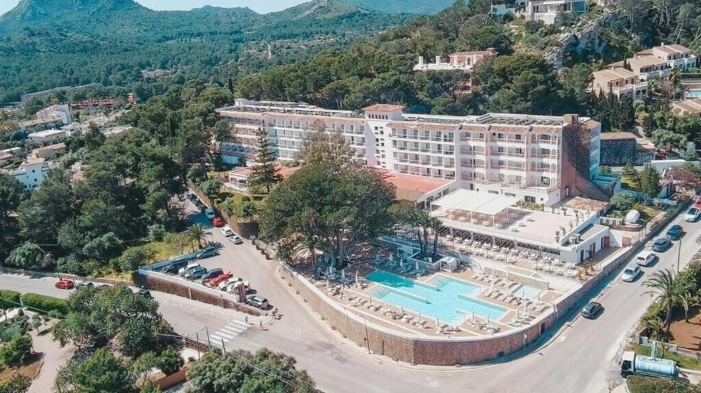 Hotel Na Taconera (Cala Ratjada) 4*