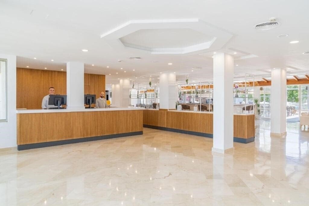 Фотографія Ferrer Isabel Aparthotel апартаменты