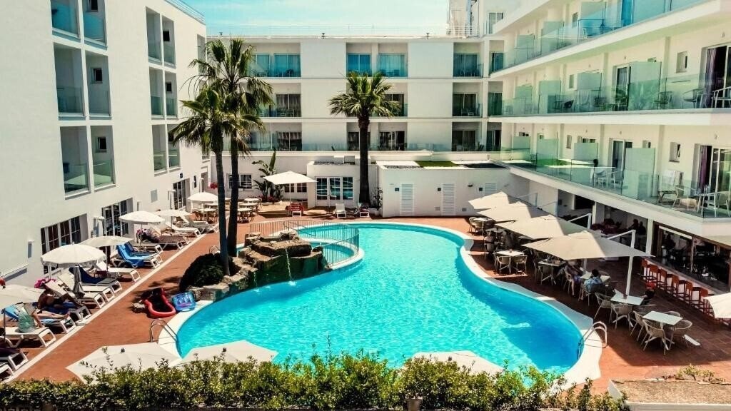 Hotel Capricho 4*