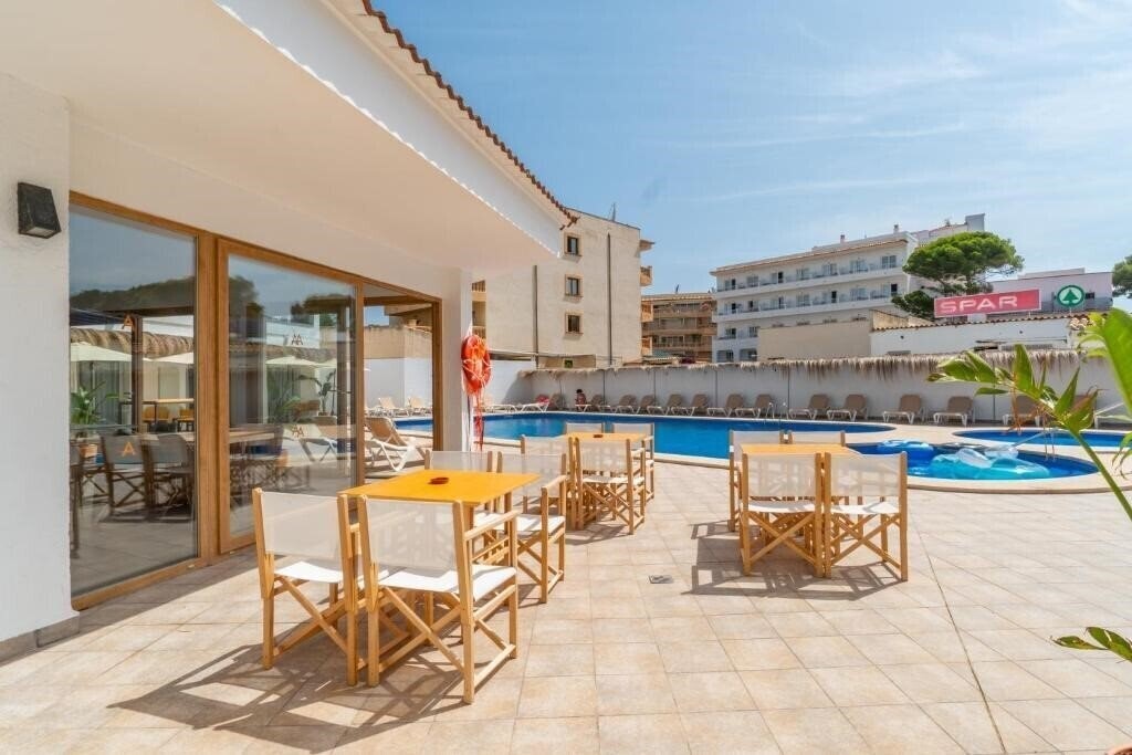 Zdjęcie Hostal Alcina 1*