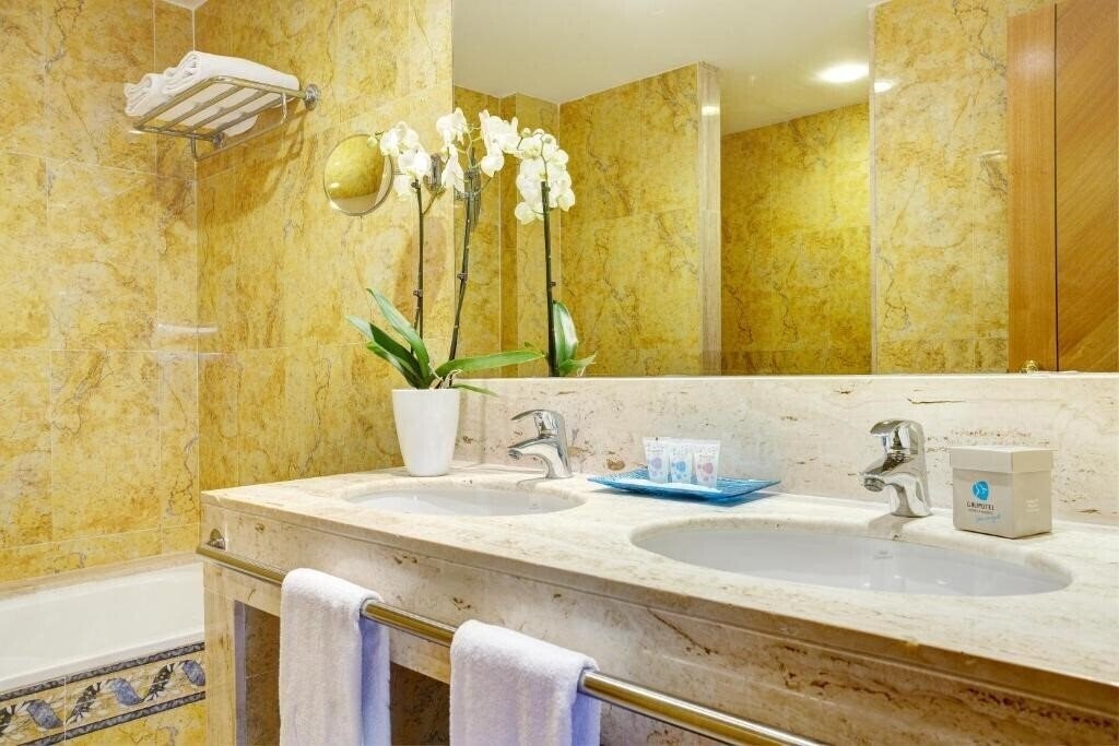 Фотография Grupotel Natura Playa 4*