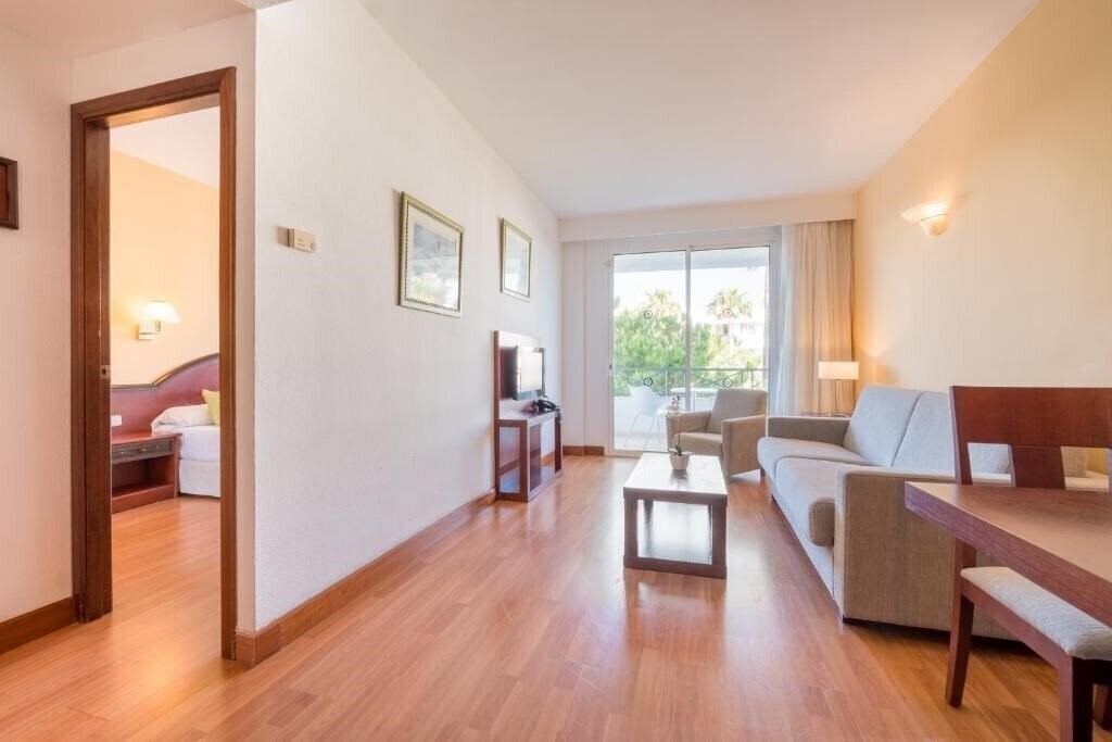 Zdjęcie Aparthotel Tropicana 4*