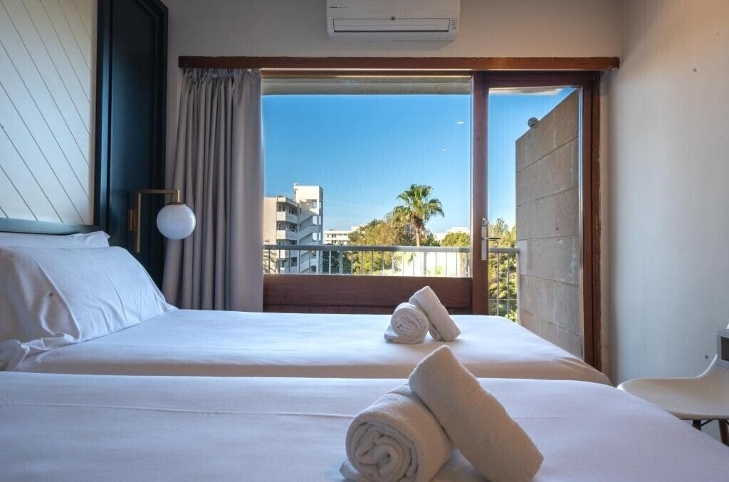 Фото Nura Condor 3*