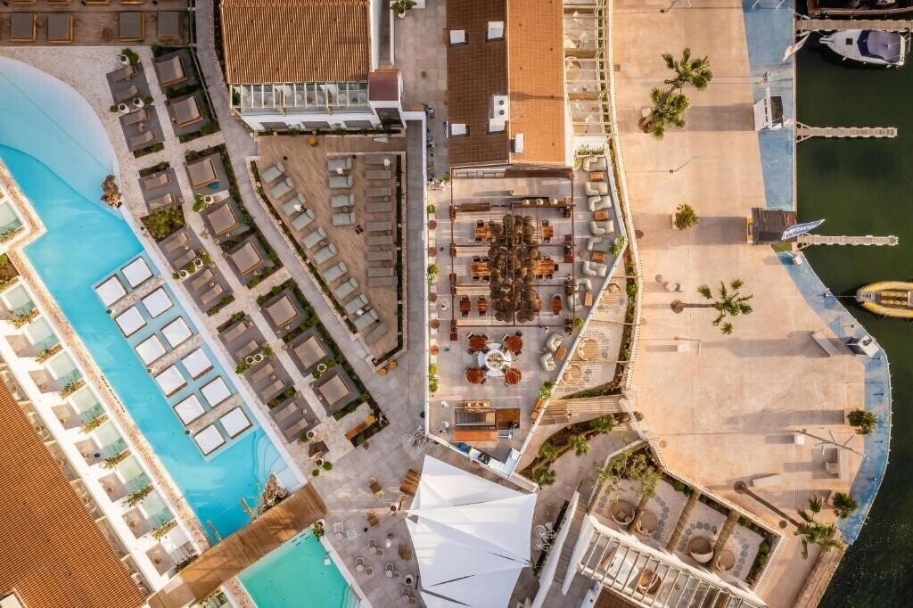 Zdjęcie Lago Resort Menorca - Suites del Lago 5*