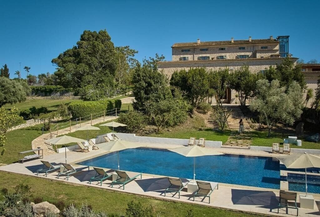 Hotel Es Figueral Nou 4*